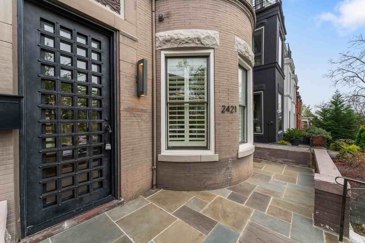 2421 1st St Nw #1 - Photo 6 of 45