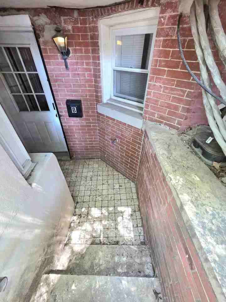 1101 P St Nw #B - Photo 3 of 23