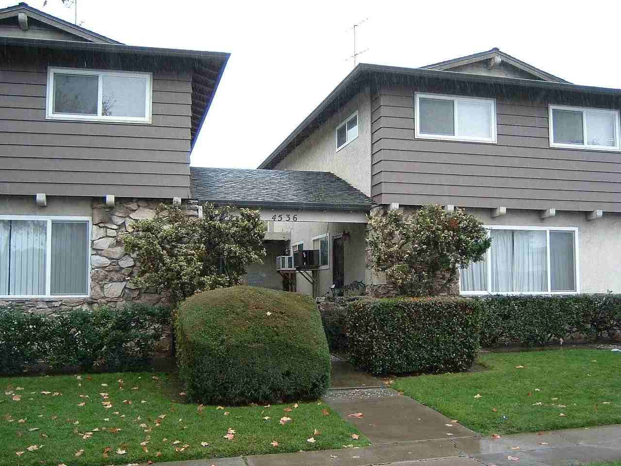4536 Hamilton Ave #3 - Photo 3 of 12