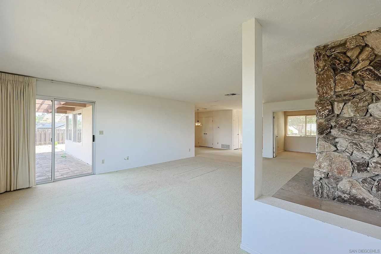 4346 Mount Helix Highlands Dr - Photo 5 of 20
