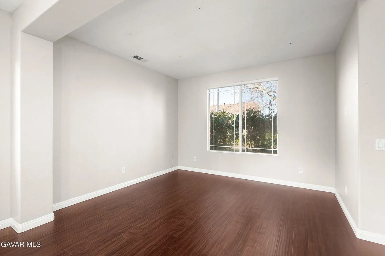 4028 Portola Dr - Photo 3 of 20