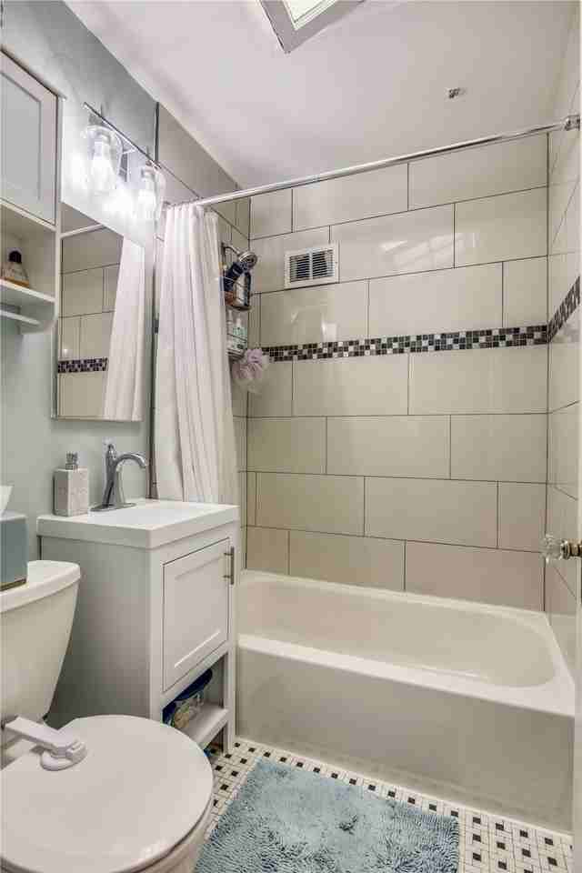 1334 Downing St Ne #1 - Photo 7 of 13