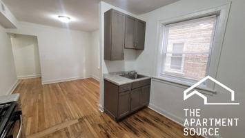 featured image of 3816 W Thomas St #1