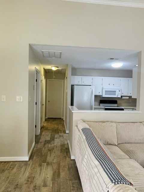 11 Mulberry Ln #1 - Photo 4 of 24