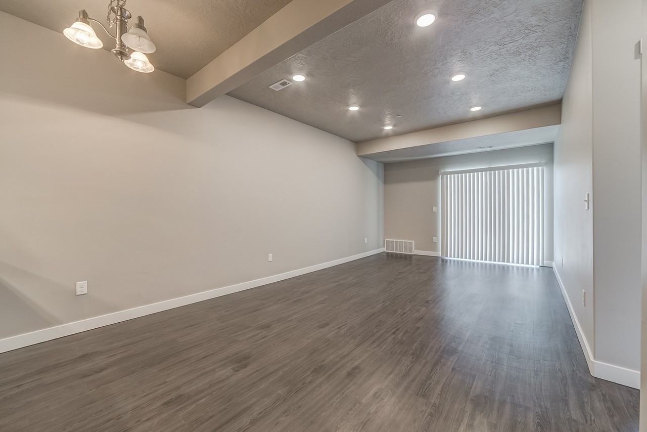 217 Ne #105 - Photo 7 of 21