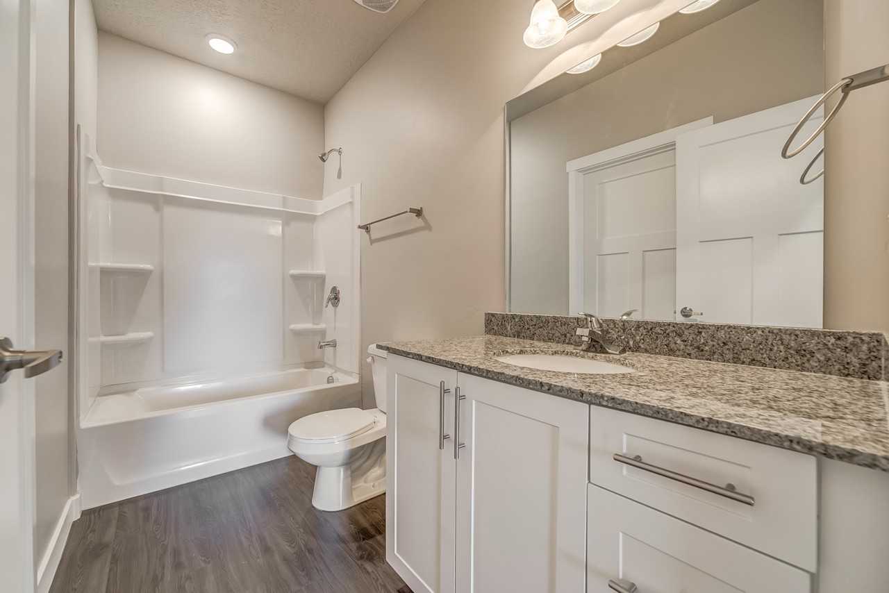 217 Ne #105 - Photo 7 of 21