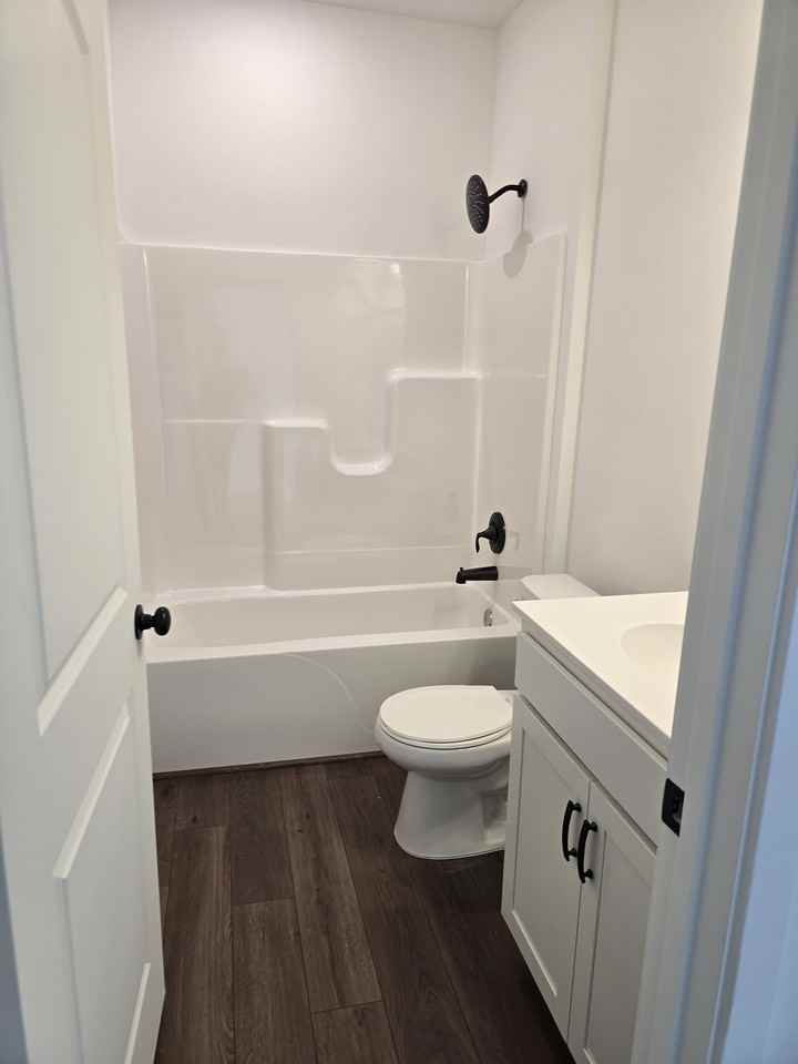 12427 Aspen Dr - Photo 5 of 19