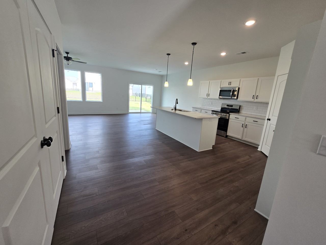 12427 Aspen Dr - Photo 7 of 19