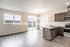 featured image of 203 S Woodlawn Ln #1