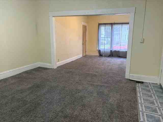 612 W 1st St #2