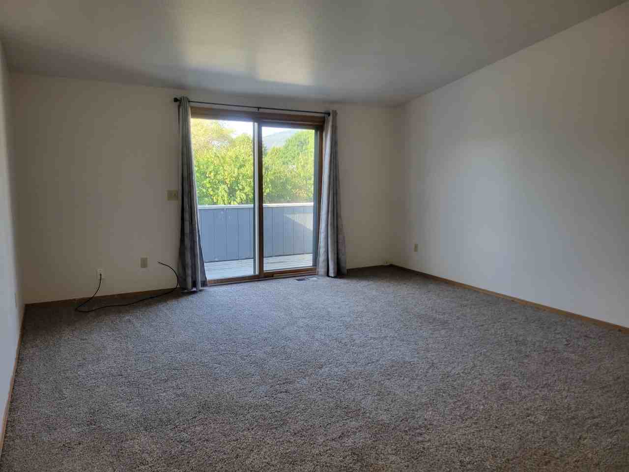 115 Tyler Way #1 - Photo 2 of 18