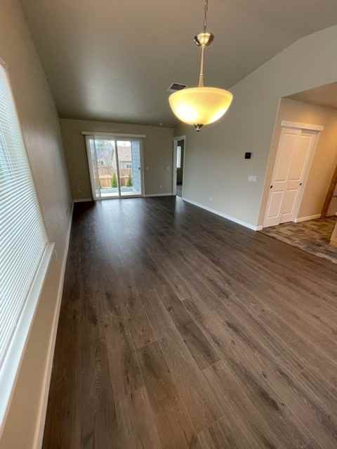 1000 Sw Oliver Pl #204 - Photo 2 of 17