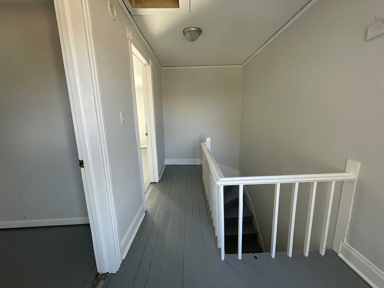 1809 Cliff St #B - Photo 2 of 8