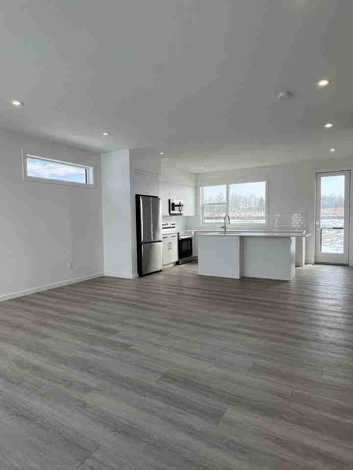 5 Rondeau Dr - Photo 4 of 17
