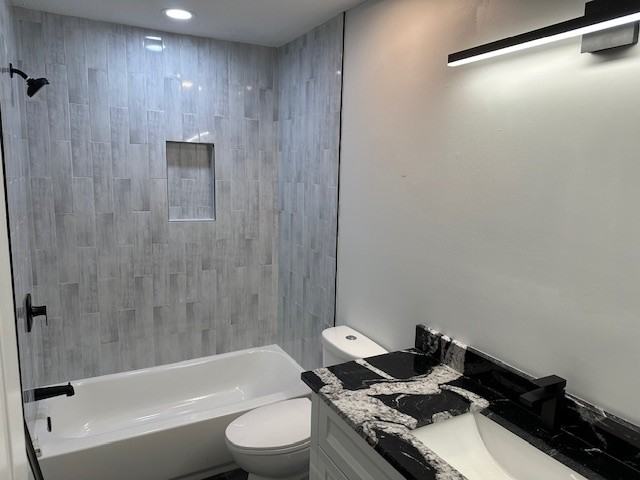 6144 Stornoway Dr S #1 - Photo 3 of 29