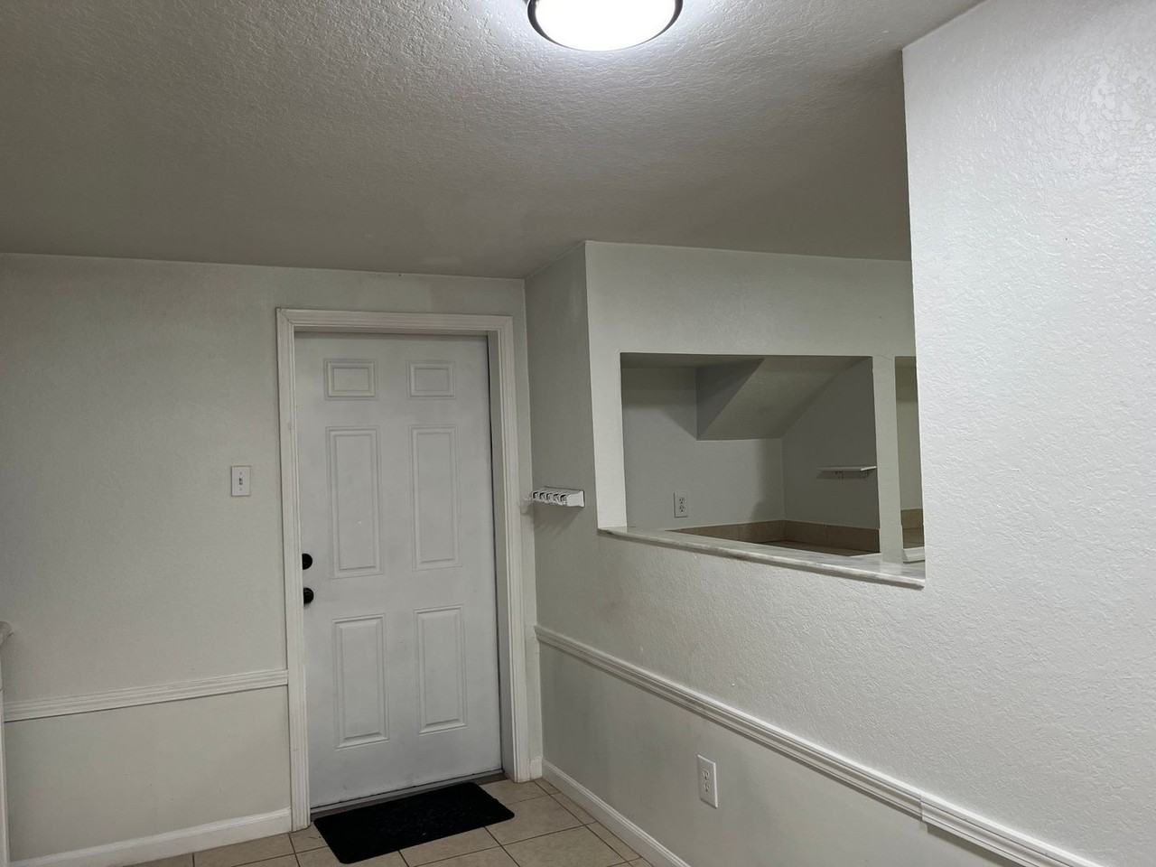 3735 State Road 60 E Frnt Apt #Apt - Photo 7 of 15