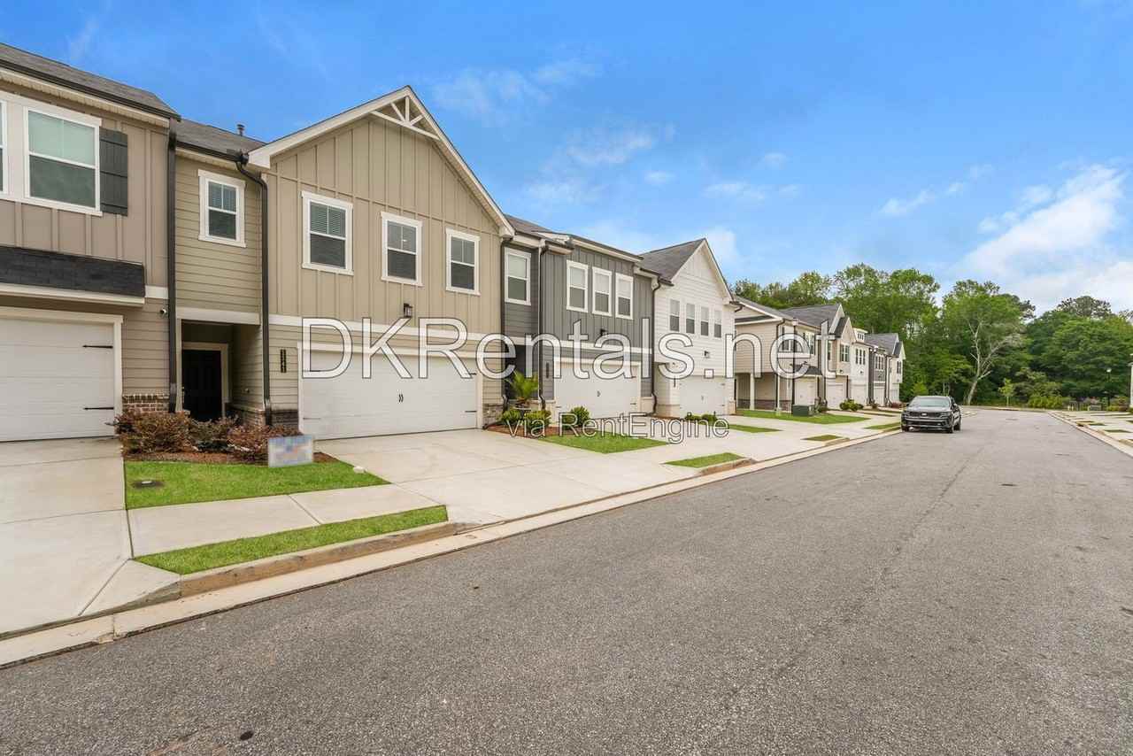 1141 Point Place Dr - Photo 2 of 24