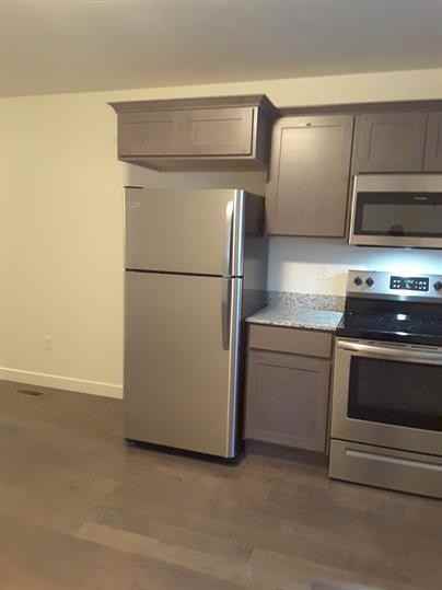 53 Eastnorth Street #53 - Photo 3 of 23