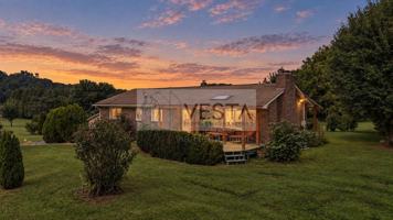 featured image of 100 Shannondoah Dr