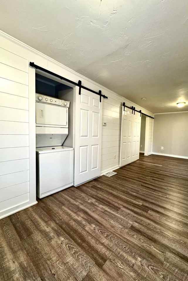 2724 Griffin St - Photo 7 of 11