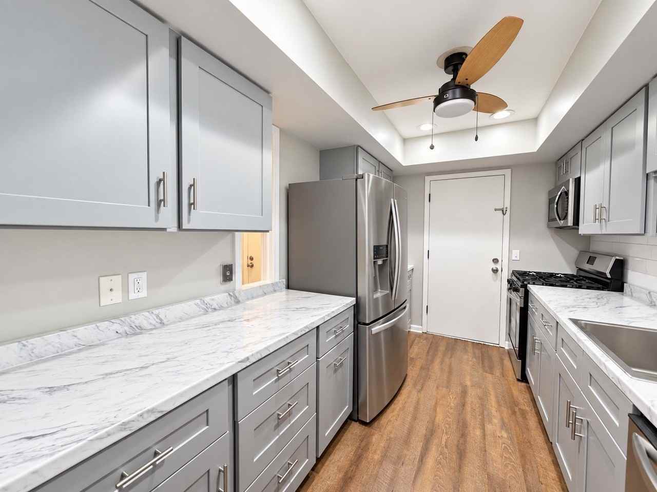 6851 Roswell Rd Ne #C7 - Photo 6 of 39