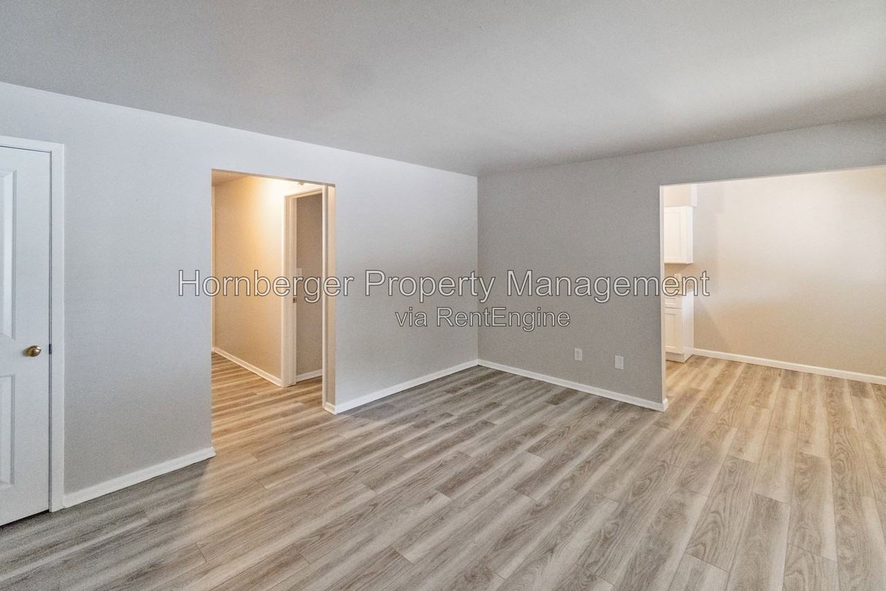 1512 N Post St - Photo 2 of 9