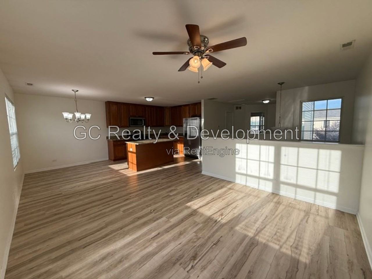 1068 Turin Dr - Photo 2 of 24