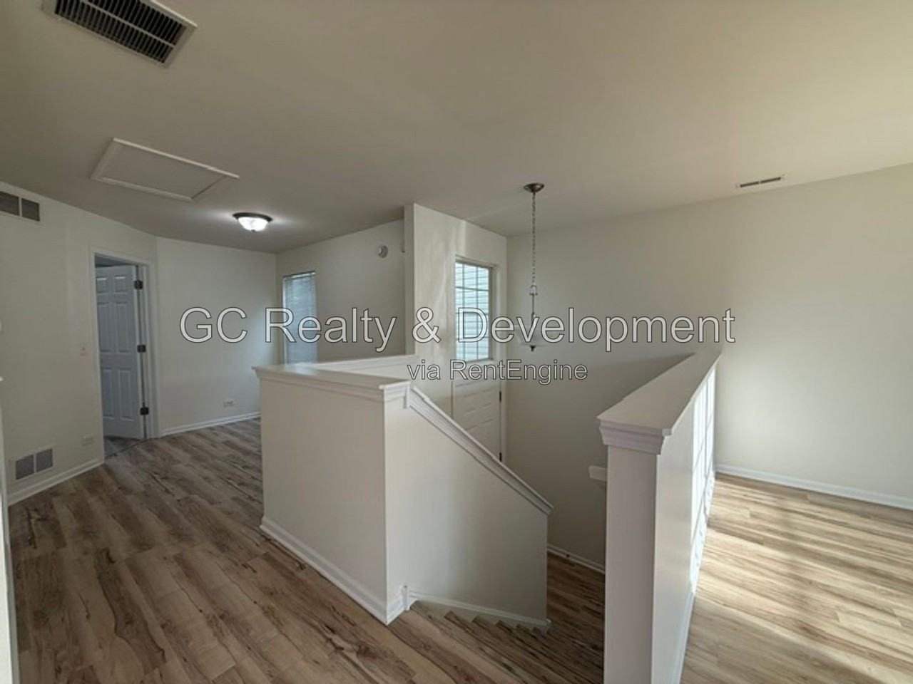 1068 Turin Dr - Photo 6 of 24