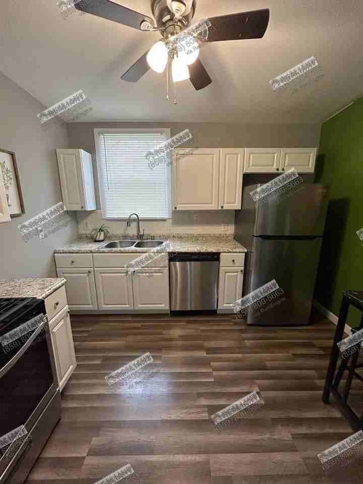 1920 Scott Blvd - Photo 5 of 15