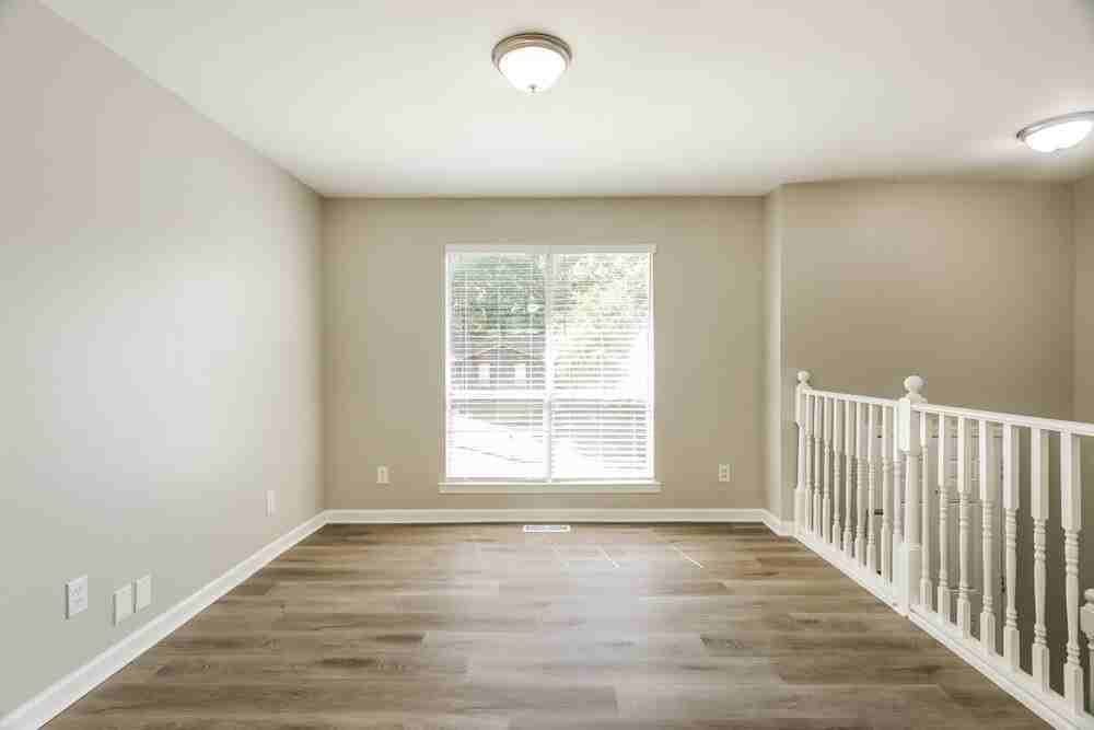 232 Glenvalley Ln Nw - Photo 5 of 17