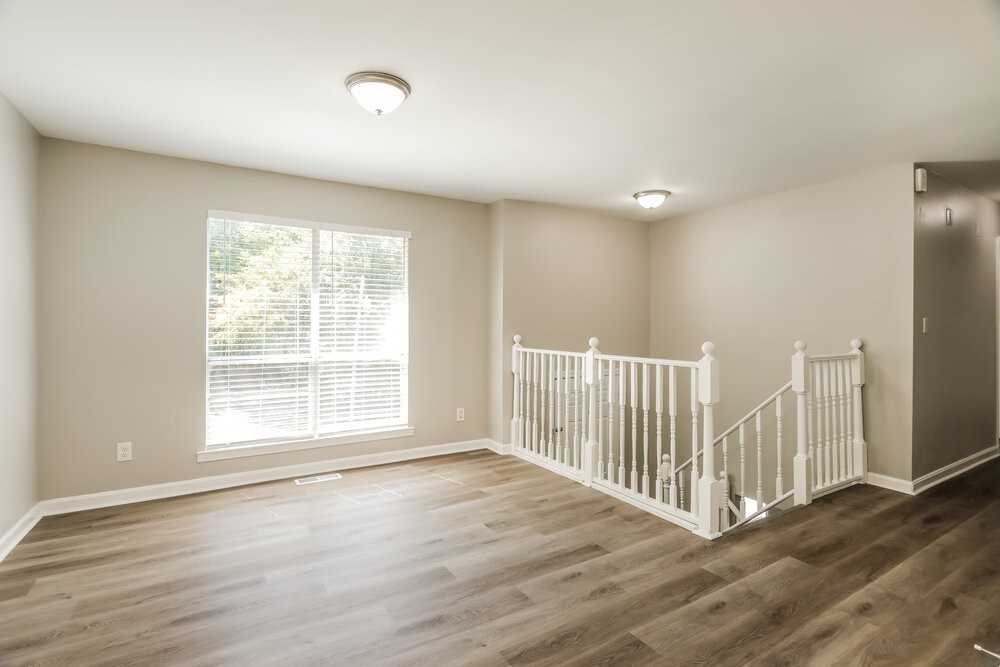 232 Glenvalley Ln Nw - Photo 6 of 17