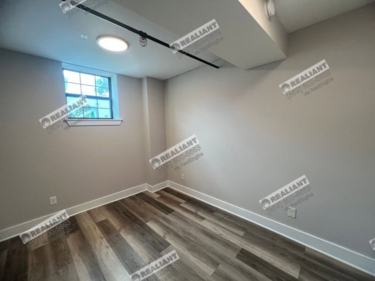811 Madison Ave #100 - Photo 5 of 9