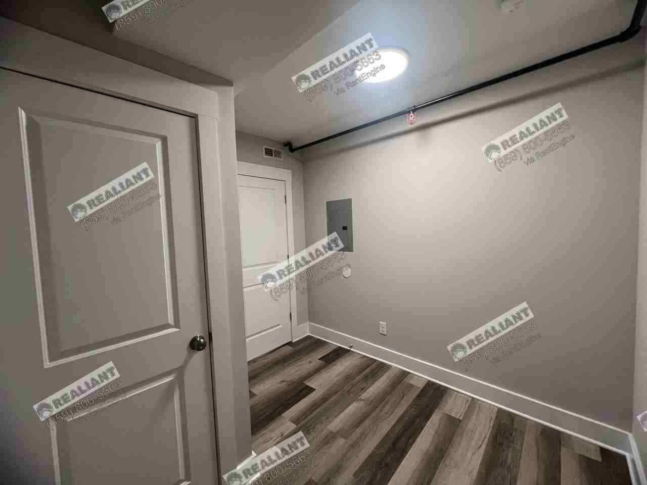 811 Madison Ave #100 - Photo 7 of 9