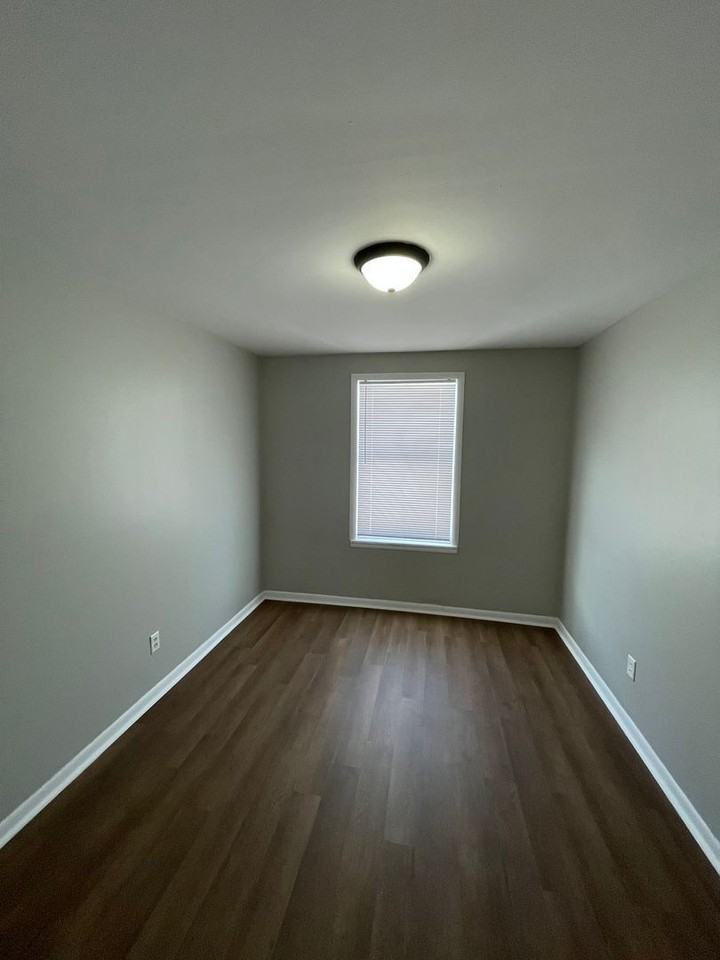 8497 Douglas Ave #3 - Photo 5 of 13