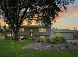 featured image of 11225 Hampshire Ct W