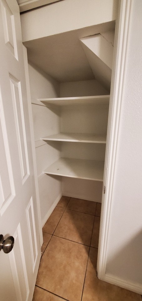 5295 Sw; #B - Photo 7 of 16
