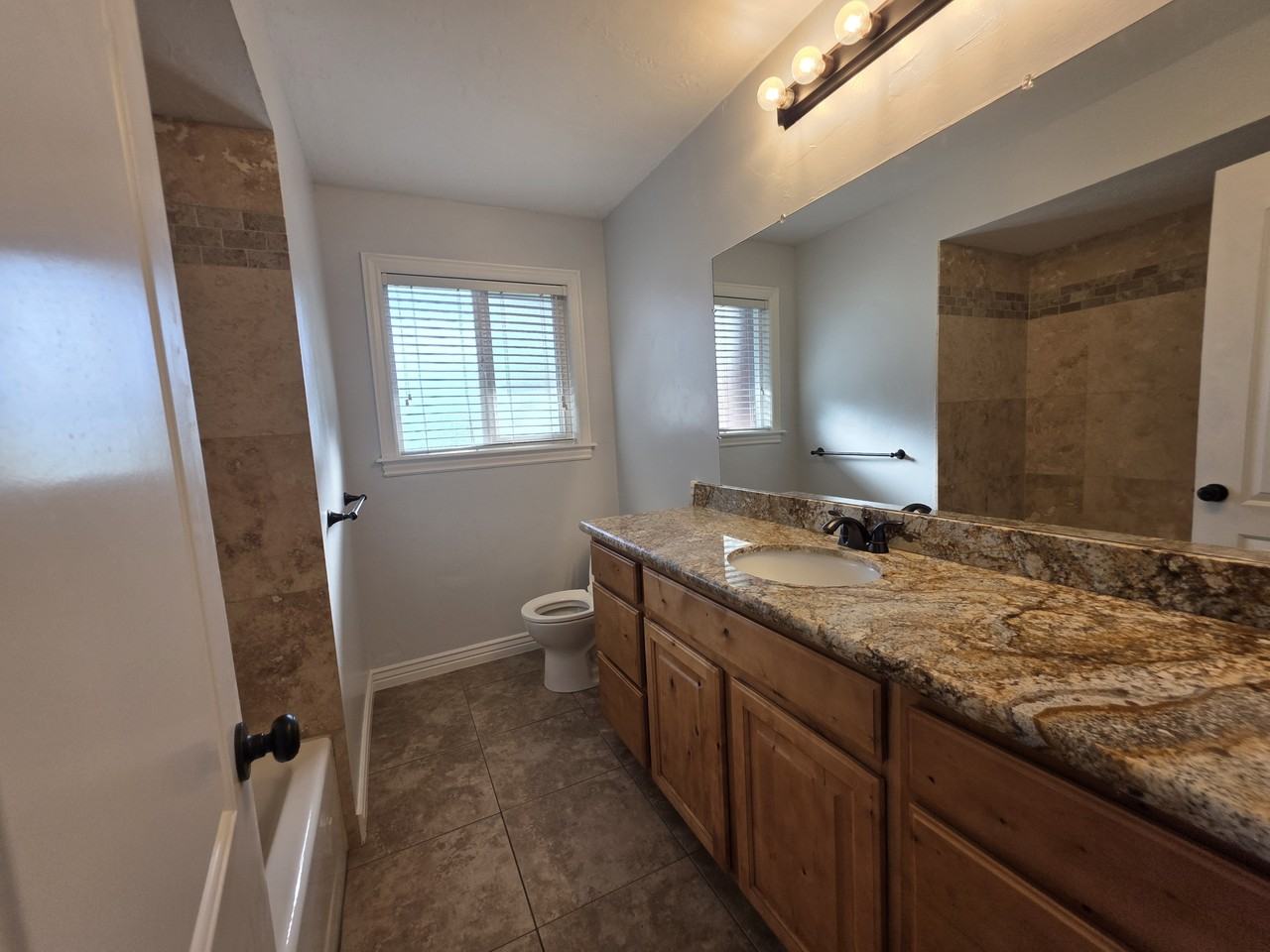 7222 Sw; #A - Photo 3 of 18