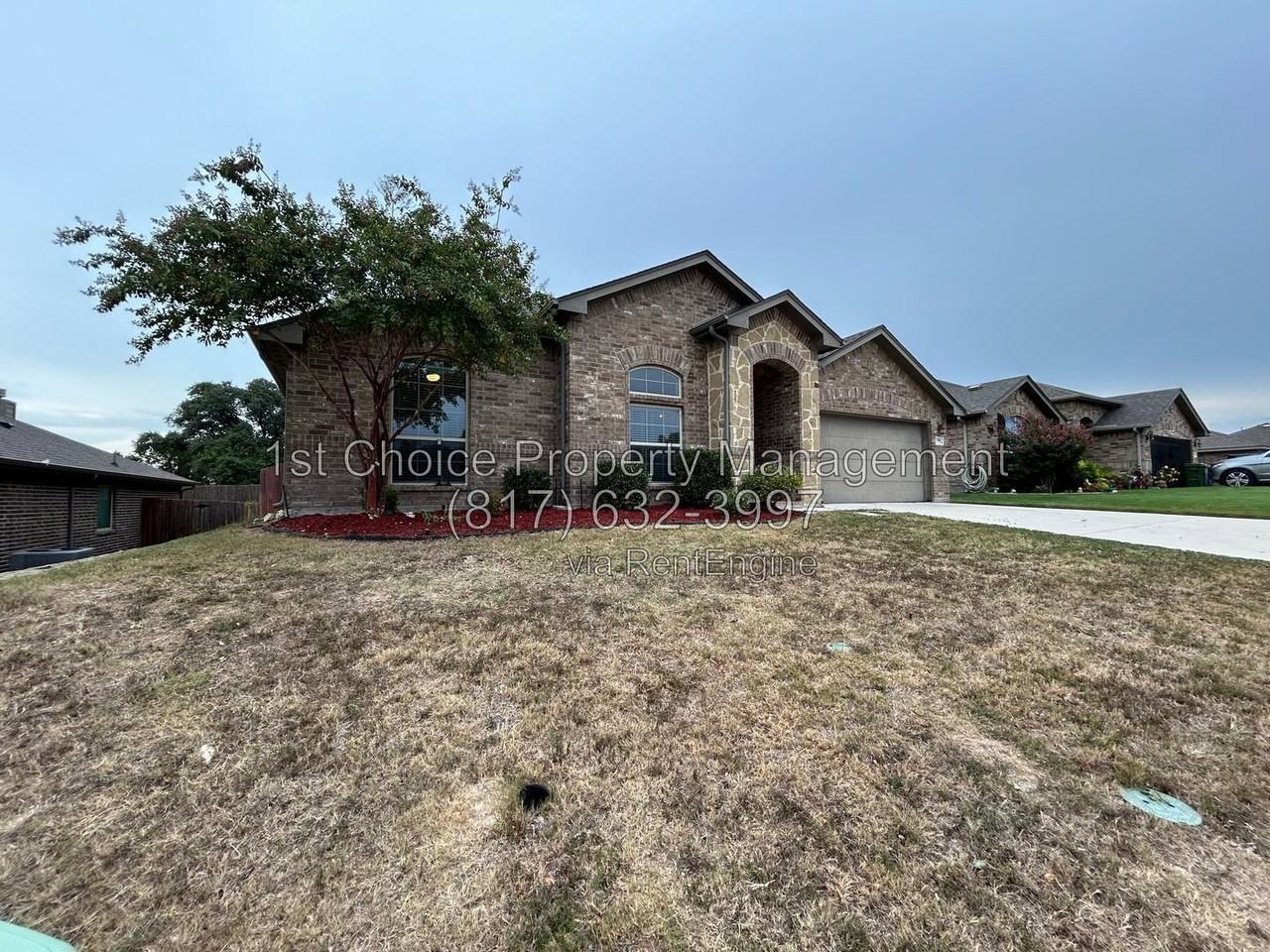 7908 Wilson Cliff Dr - Photo 3 of 30