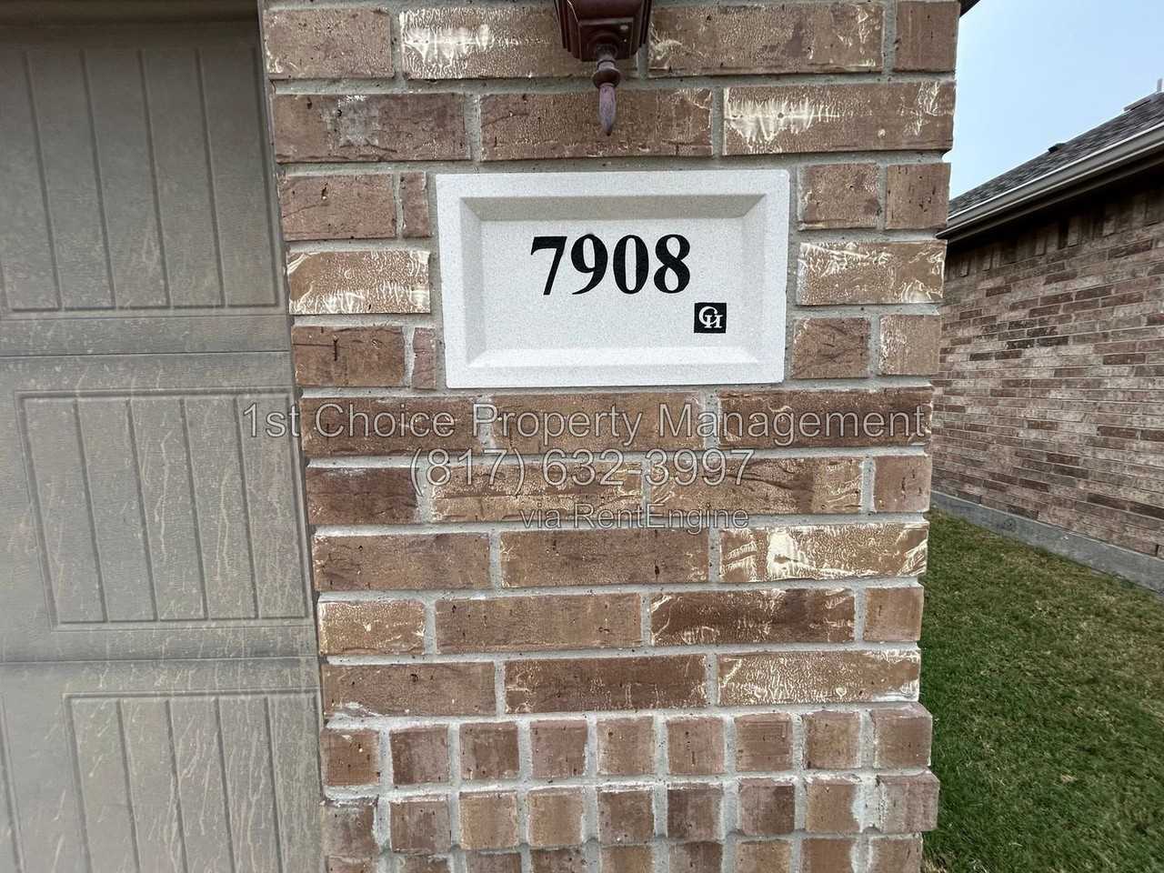 7908 Wilson Cliff Dr - Photo 4 of 30