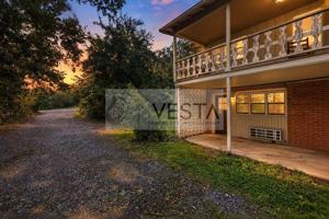 featured image of 121 Lyndhurst Dr #4