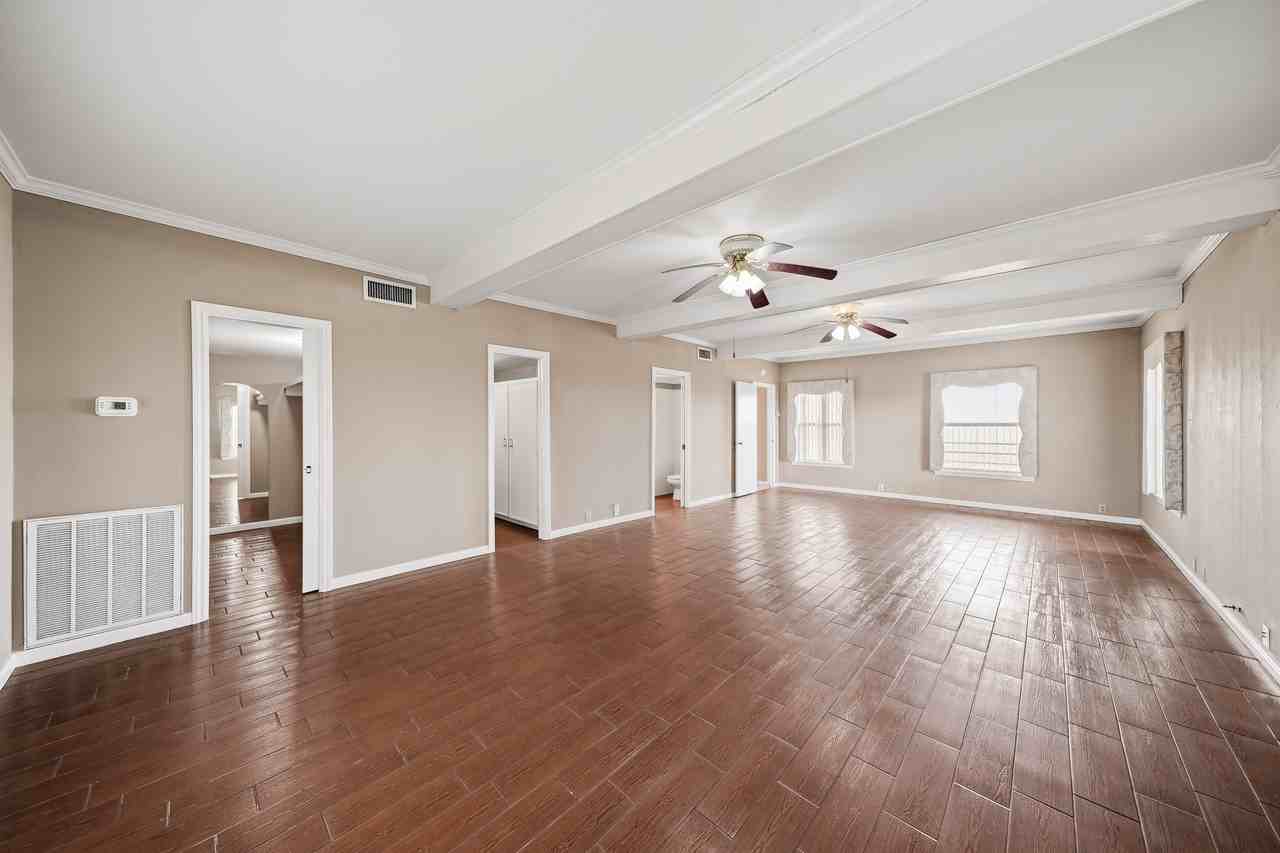 9719 I Dr - Photo 5 of 26