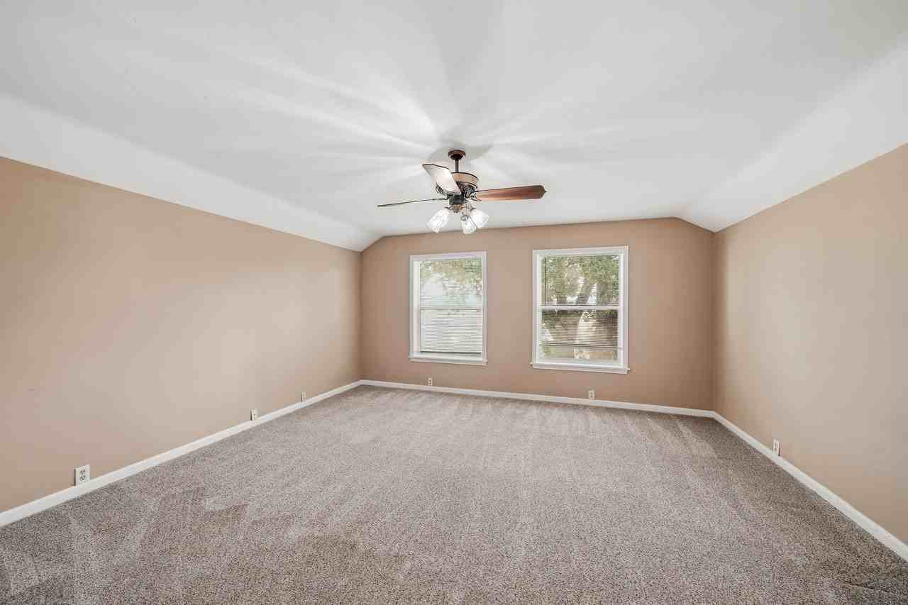9719 I Dr - Photo 3 of 26