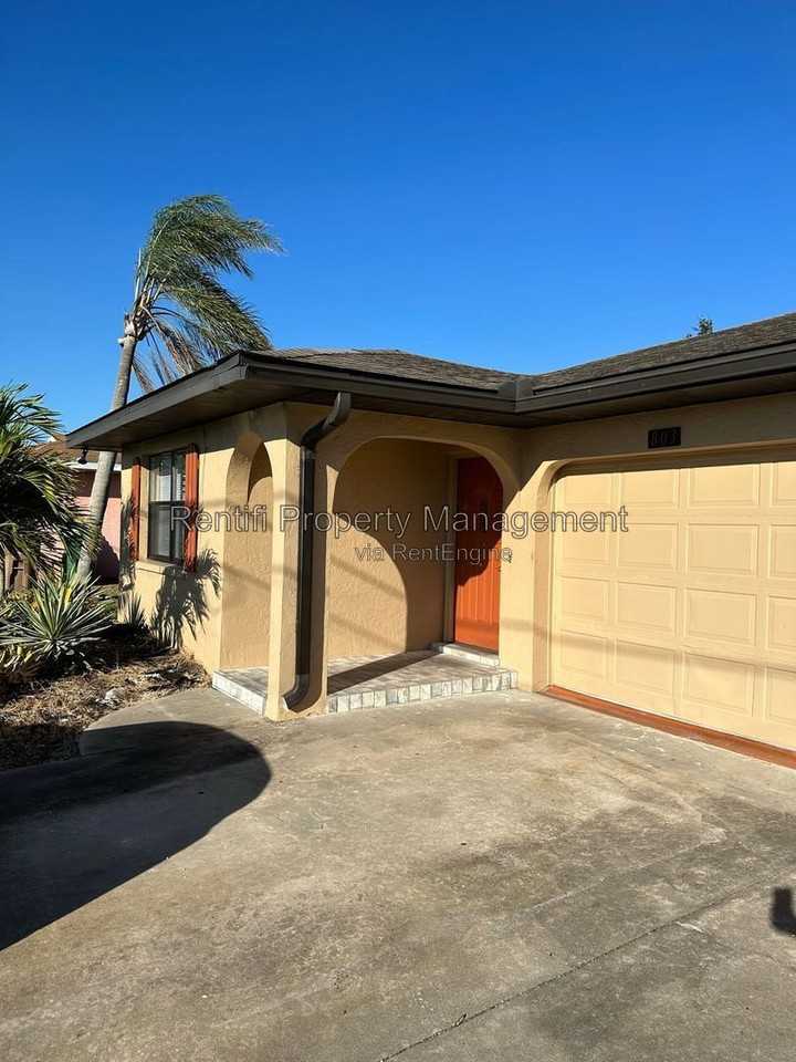 803 Se 24th Ave