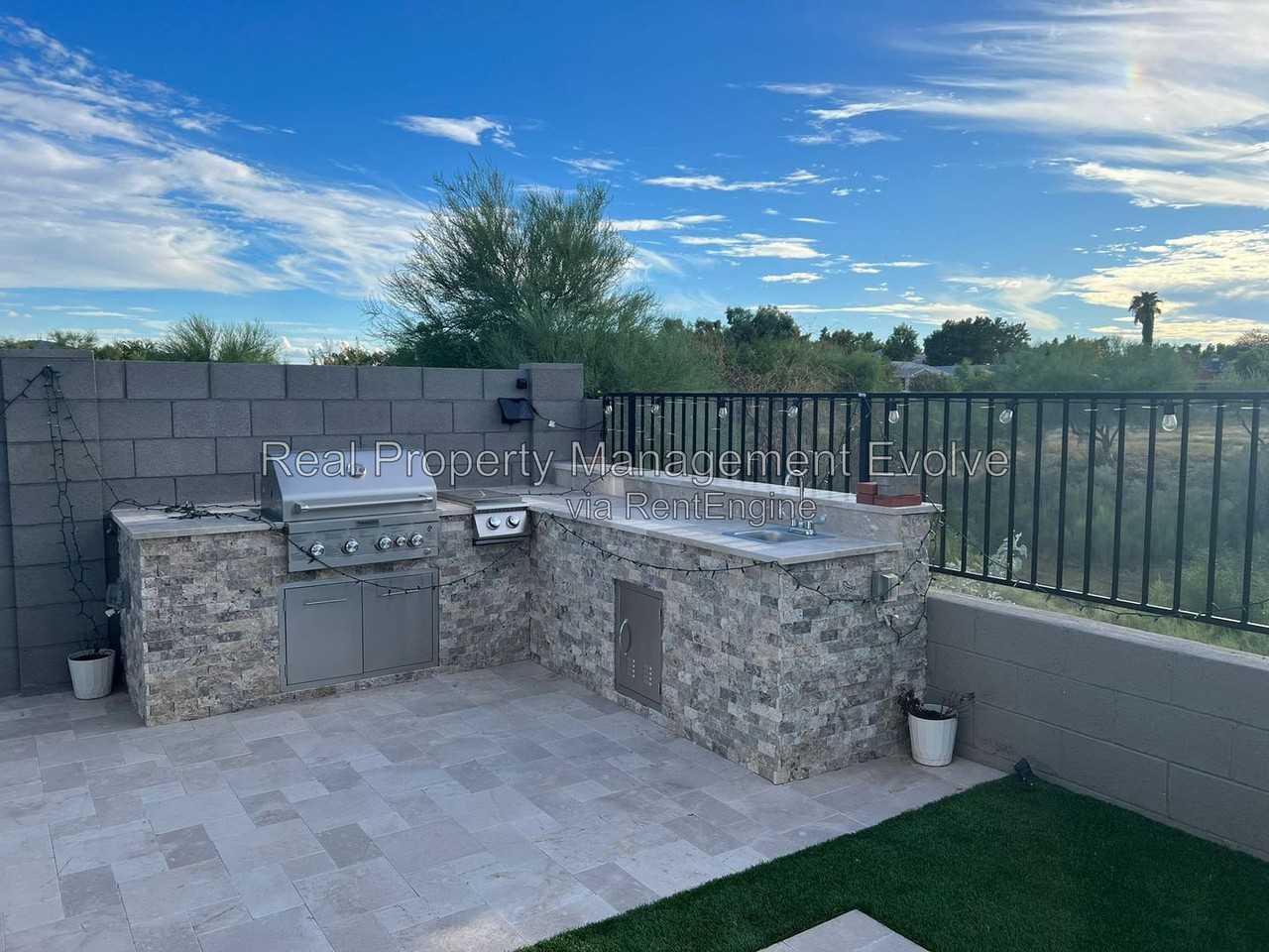 17216 N 7th Ln - Photo 2 of 18