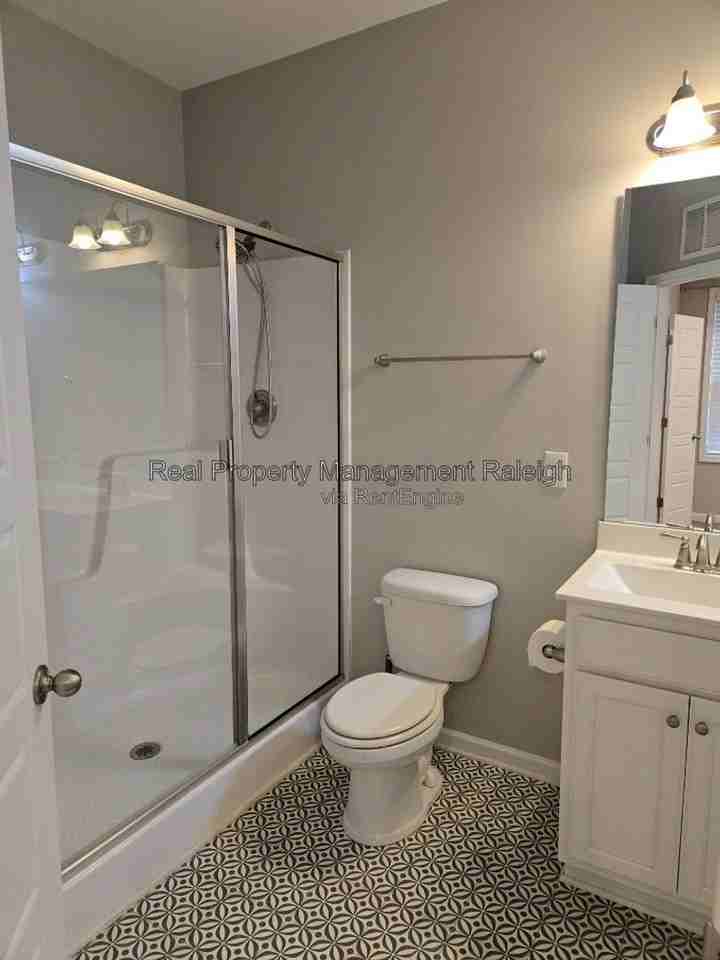 73 Cullen Ct - Photo 6 of 12