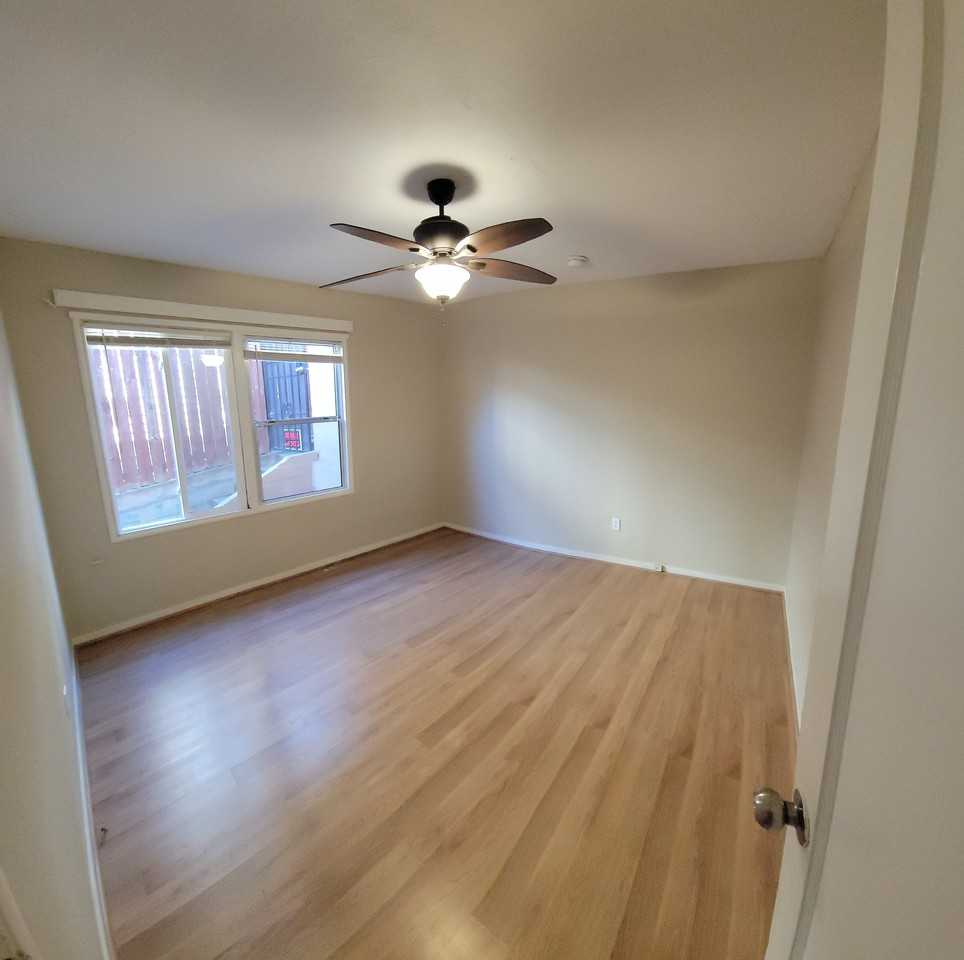 1257 E 34th St #1257 - Photo 4 of 14