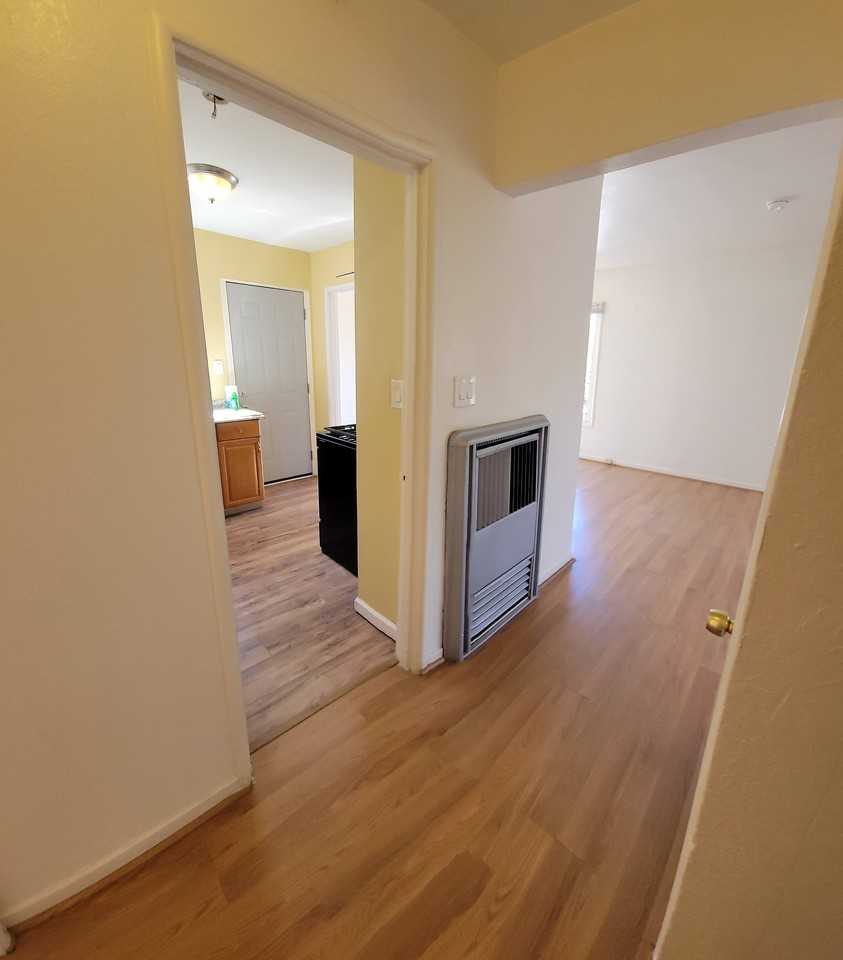 1257 E 34th St #1257 - Photo 5 of 14