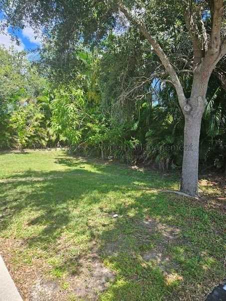 1916 Santa Barbara Blvd #C - Photo 2 of 8
