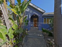 featured image of 1424 Salinas Pl #A