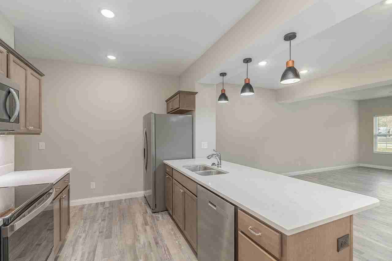 2017 Terrace Ct #2017 - Photo 4 of 18